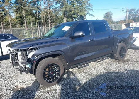2024 Toyota Tundra Sr5 4Wd z USA, uszkodzony, nr VIN 5TFLA5DB8RX176527